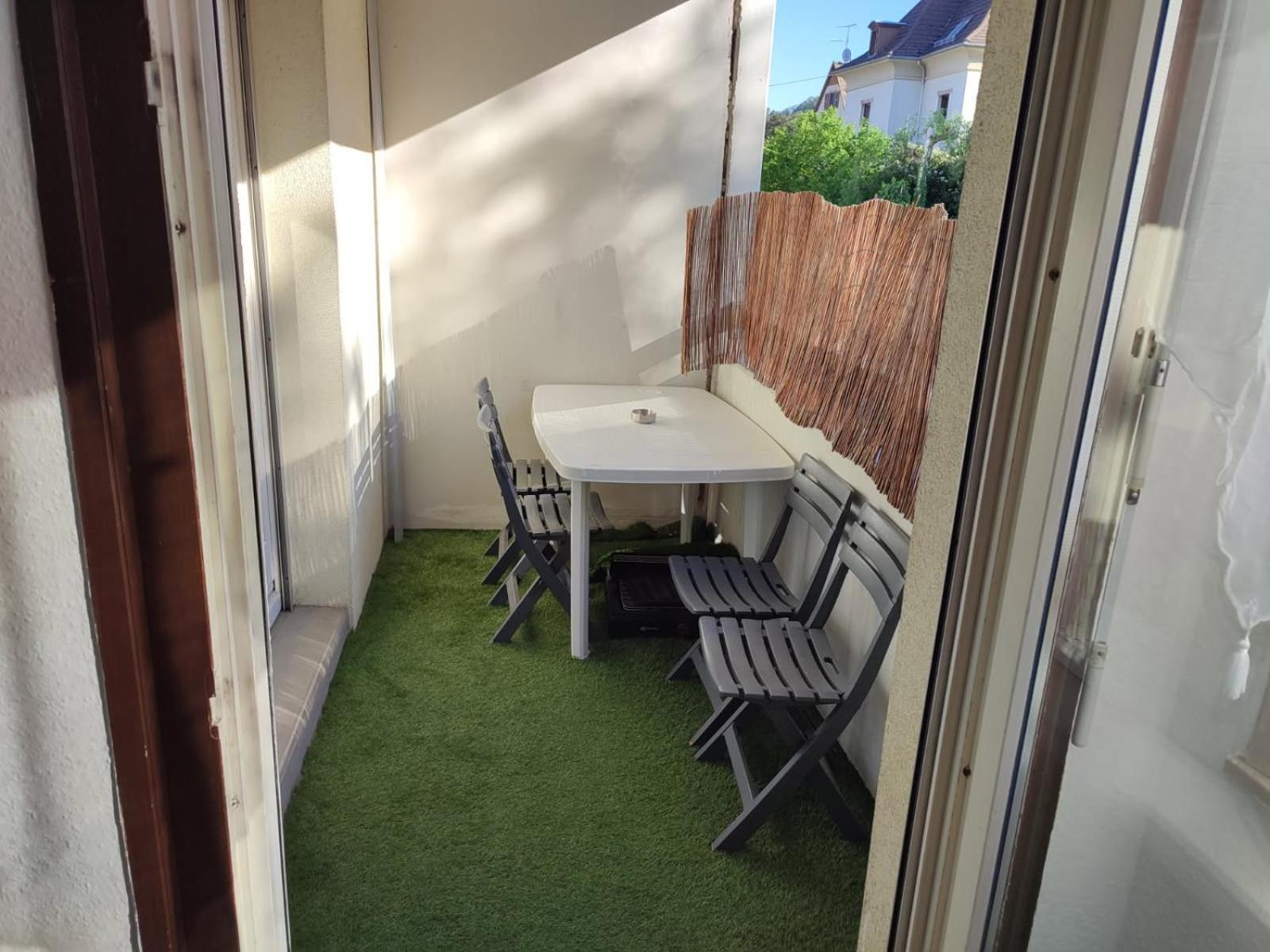 Superbe F2 Terrasse, Route Du Vin, Florival Apartment Guebwiller Bagian luar foto